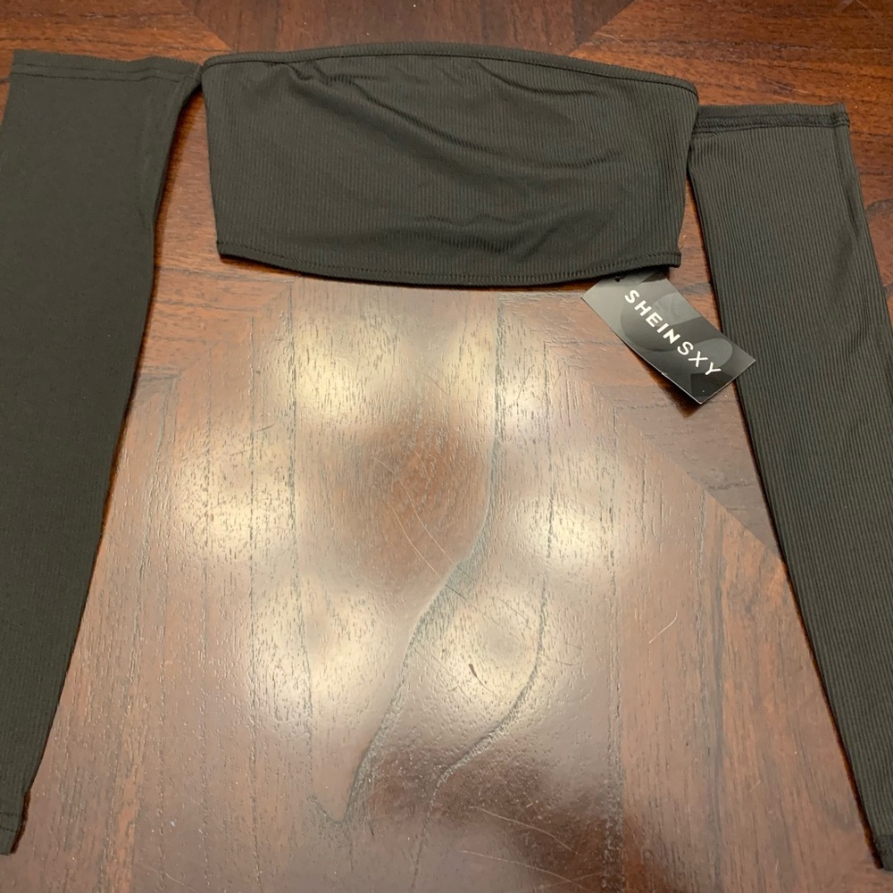 SHEIN Black Ribbed Long Sleeve Off Shoulder Crop Top